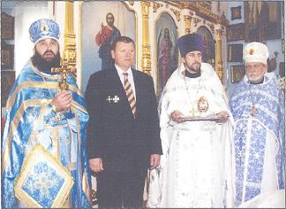 Ю.В. Васильев вместе с духовенством на 100-летии Покровской церкви в пятигорском поселке Свобода