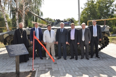 Новый мемориал памяти – подарок депутата селянам