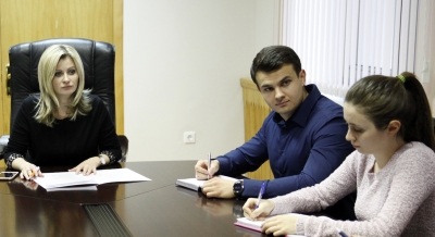 Елена Бондаренко приняла участие в обсуждении планов Молодежного парламента