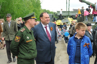 Алексей Завгороднев поздравил рыздвяненцев с Днем Победы