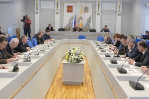 В ЦЕНТРЕ ВНИМАНИЯ – БЮДЖЕТ