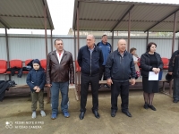 Поддерживая инициативы земляков