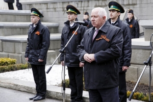 Почтили память героя