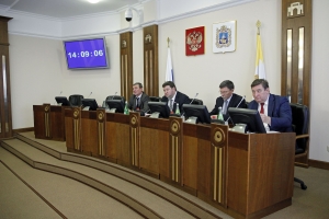 До первого заседания Думы в наступившем году – ровно неделя