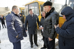Школьный автопарк Ставрополья пополнился новыми автобусами
