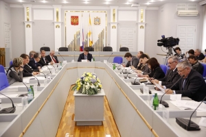 Строительство социальных объектов на контроле