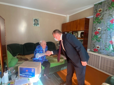 Подарки для героя