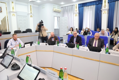 На мартовском заседании Думы планируется увеличить бюджетные расходы на развитие образования, физкультуры и спорта