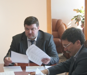 ДОРОГИ ПОСТРОЯТ, ДЕТСАДЫ ОТРЕМОНТИРУЮТ