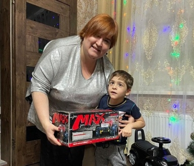 «Ёлка желаний» помогает исполнить детские мечты