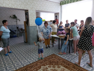 Должны смеяться дети