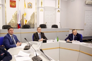 В краевой Думе прошло расширенное обсуждение проблемы употребления курительных смесей