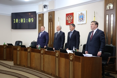 Краевая Дума внесла изменения в региональные законы  по поддержке многодетных семей