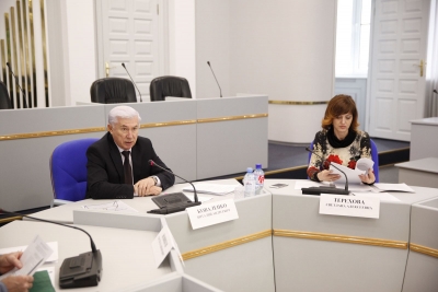 Объемы социальной помощи населению растут