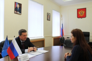 На приём к сенатору