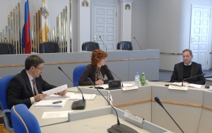 ПАРЛАМЕНТАРИИ ЗАСЛУШАЮТ ПРОКУРОРА