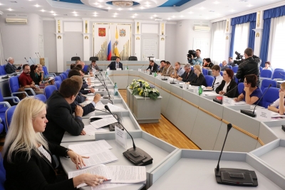 Актуальные вопросы под особым депутатским контролем