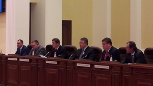 Содействовать росту отечественного производства