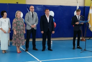 В Труновском районе в ходе реализации федерального проекта «Успех каждого ребенка» и национального проекта «Образование» произведена реконструкция спортивного зала школы №3 села Безопасного