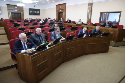 Утверждена повестка апрельского заседания Думы