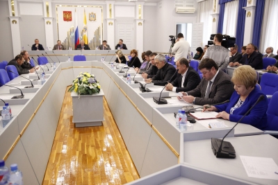 С позитивным настроем