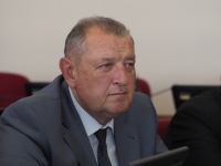Депутат Думы Ставропольского края Анатолий Жданов продолжает участвовать в волонтерской работе