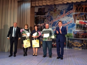 Поздравили родниковцев с юбилейными датами