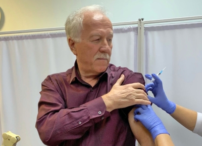 Николай Великдань дал старт прививочной кампании в Думе Ставропольского края