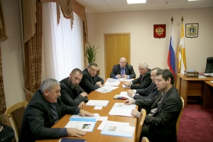 ЗЕМЕЛЬНЫЕ ВОПРОСЫ В ПРИОРИТЕТЕ