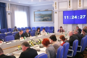 «Муниципалам» пока не до праздников