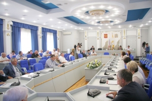 Помогать адресно и конструктивно