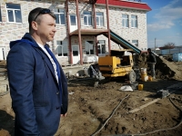 Краевые депутаты контролируют строительство детского сада
