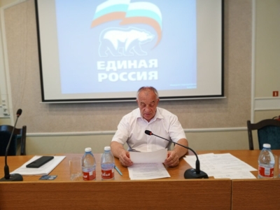 В Изобильном состоялось заседание местного политсовета "Единой России"