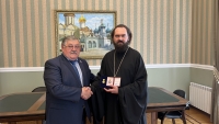 Музеи, школы и помощь людям в параллелях прошлого и настоящего