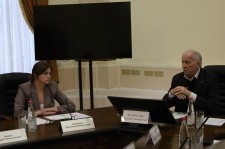 Председатель Думы Николай Великдань обсудил вопросы развития ставропольских курортов с местными депутатами