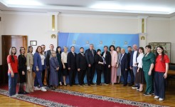Краевые законодатели поздравили с юбилеем участников Всероссийского общественного движения «Волонтеры-медики»