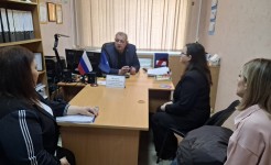 Анатолий Жданов провел тематический прием граждан по вопросам ЖКХ