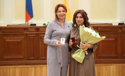 На Ставрополье вручили медали «Материнская слава»