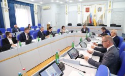 Краевые депутаты обсудили с представителями непарламентских партий проект бюджета и итоги прошедшей выборной кампании