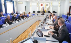 В краевой Думе продолжается подготовка законопроектов для включения в повестку мартовского заседания