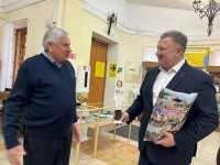 Поздравления для хранителей истории