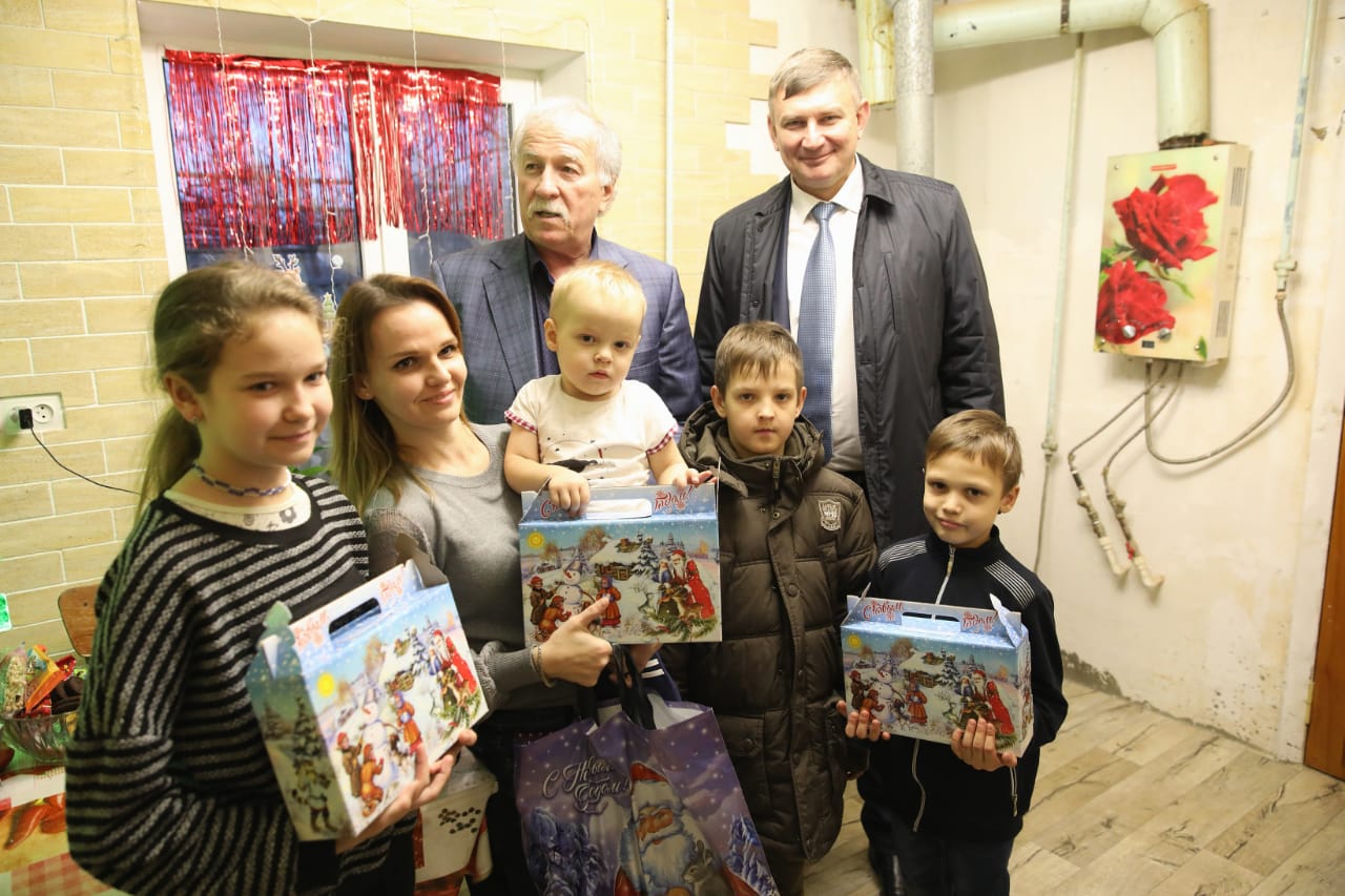 Многодетные в ставропольском крае. Многодетные в ставропольском крае. Многодетные в ставропольском крае. Многодетная семья тольятти. Многодетные в ставропольском крае.