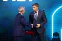 Дмитрий Судавцов поздравил с 65-летием предприятия коллектив АО «Электроавтоматика»