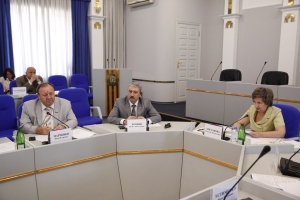 В краевой Думе обсудили работу административных комиссий
