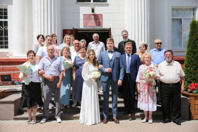 В Ставрополе открыт летний свадебный сезон