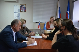 Игорь Андрющенко встретился с жителями Апанасенковского округа
