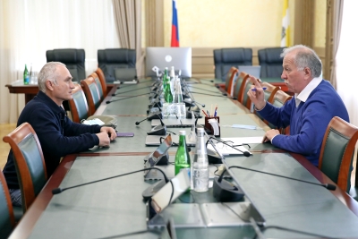 Председатель Думы Ставропольского края Николай Великдань провёл первый в нынешнем году приём граждан