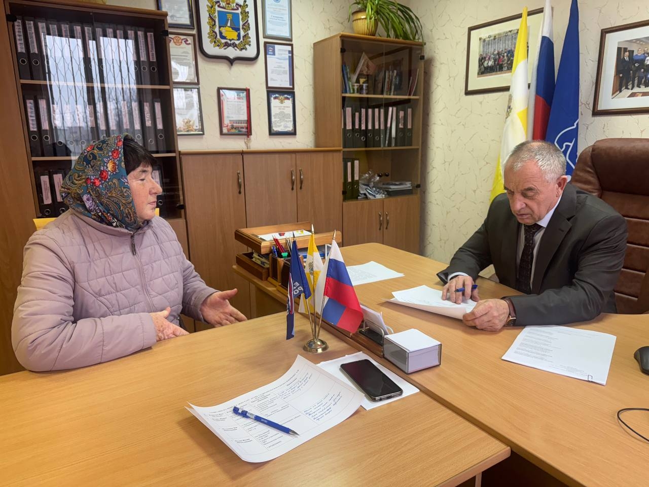 Александр Сидорков провел прием граждан в Изобильненской местной общественной приемной