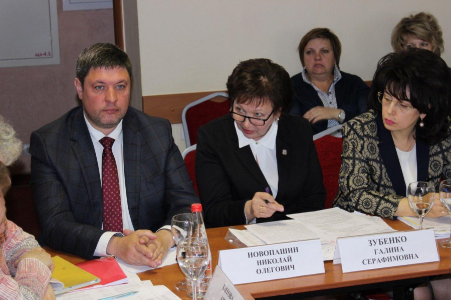 программа соц помощи гражданам. министерство энергетики ставропольского края. артур леонидович депутат ставрополь. николай новопашин. межрегиональный контактный центр.