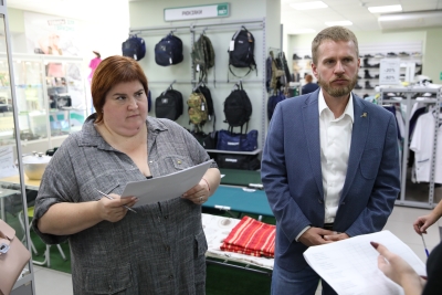 Депутаты краевой Думы проверили цены на армейскую экипировку в специализированных магазинах Ставрополя